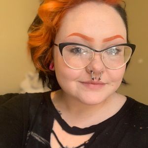 Meet your Posher, Katelyn